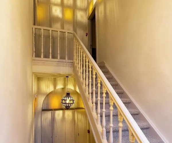 New Park Edition Adults Only Bed and breakfast 4*